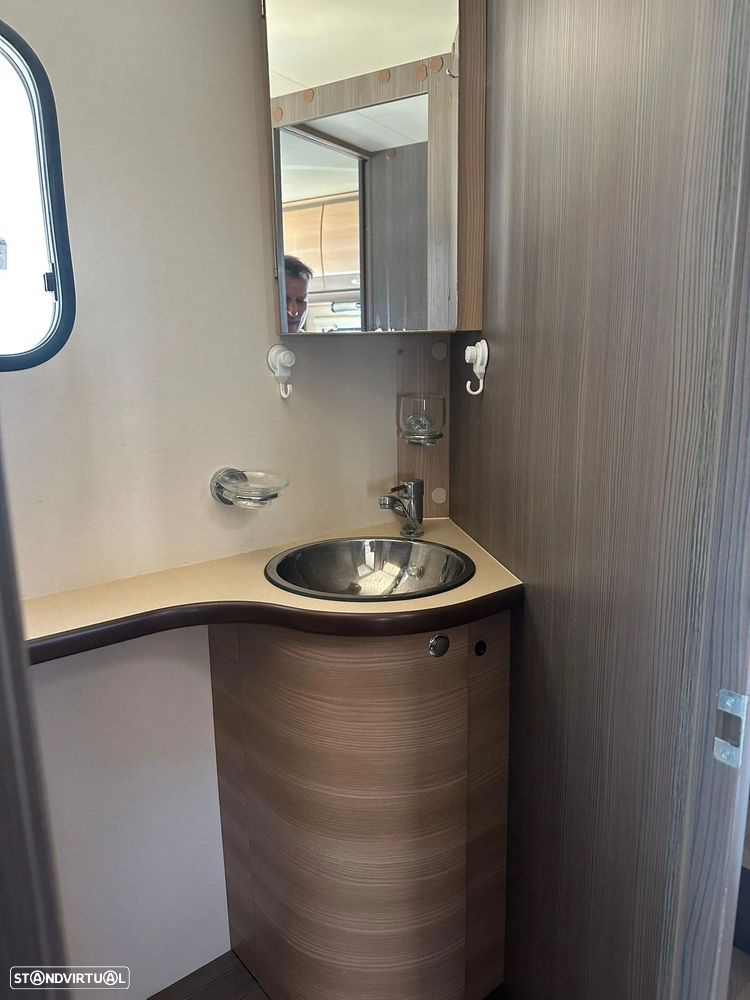 Rapido Serie 6F 691 cama central - 5