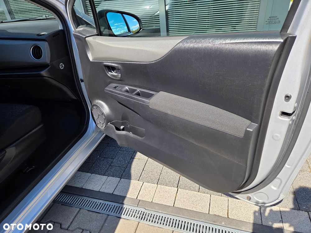 Toyota Yaris 1.0 Luna - 35