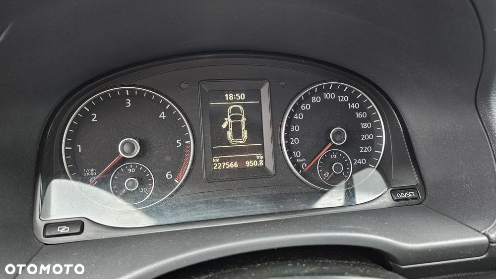 Volkswagen Caddy Maxi Comfortline Mixt - 26