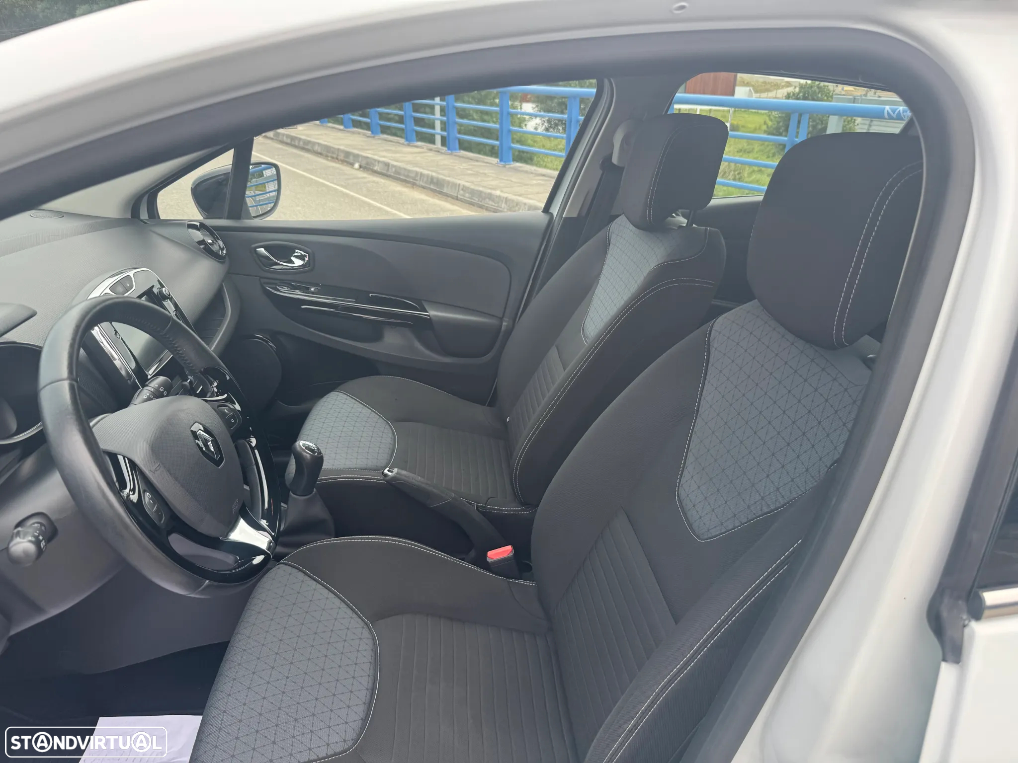 Renault Clio dCi 90 Dynamique - 11