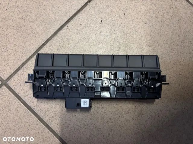 PANEL STEROWANIA PRZEŁĄCZNIK RENAULT CLIO V 283E81798R - 2