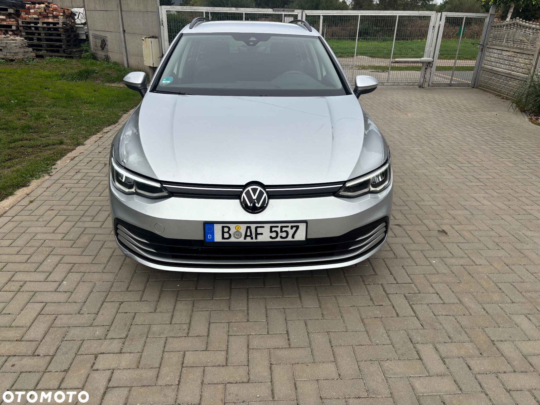 Volkswagen Golf 2.0 TDI SCR Life - 2