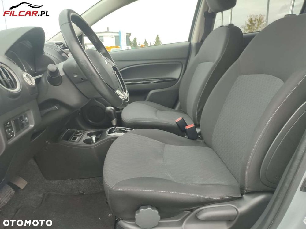 Mitsubishi Space Star - 6