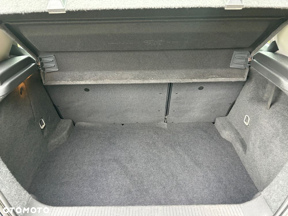 Opel Astra III 1.4 Enjoy - 33