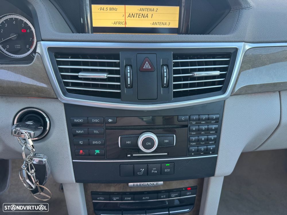 Mercedes-Benz E 200 CGI Elegance BlueEfficiency - 26