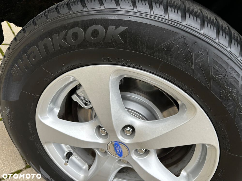 Ford Kuga 2.0 TDCi 4x4 Titanium - 7