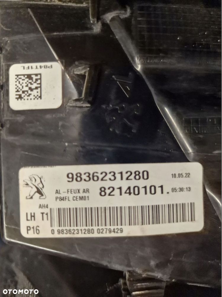 lampa tylna lewa peugeot 3008 ii lift 9836231280 - 3