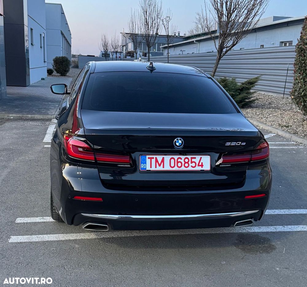 BMW Seria 5 520e Aut. - 5