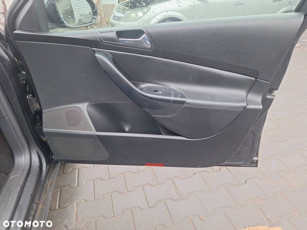 BOCZEK BOCZKI DRZWI KOMPLET VOLKSWAGEN PASSAT B6 SEDAN - 5