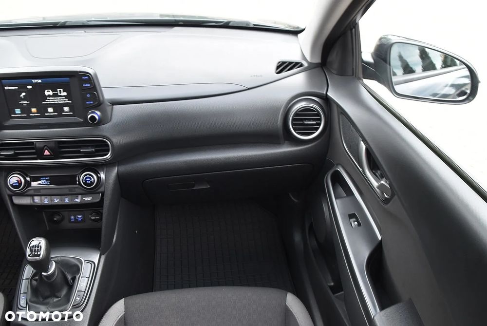 Hyundai Kona - 23