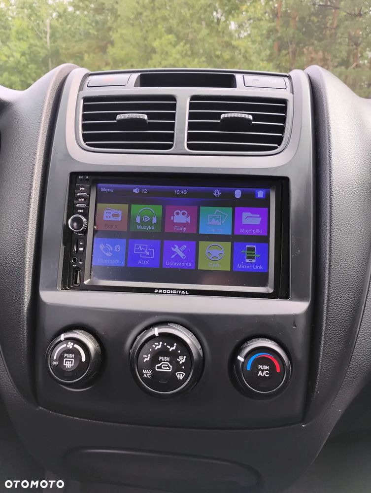Kia Sportage 2.0 LX - 28