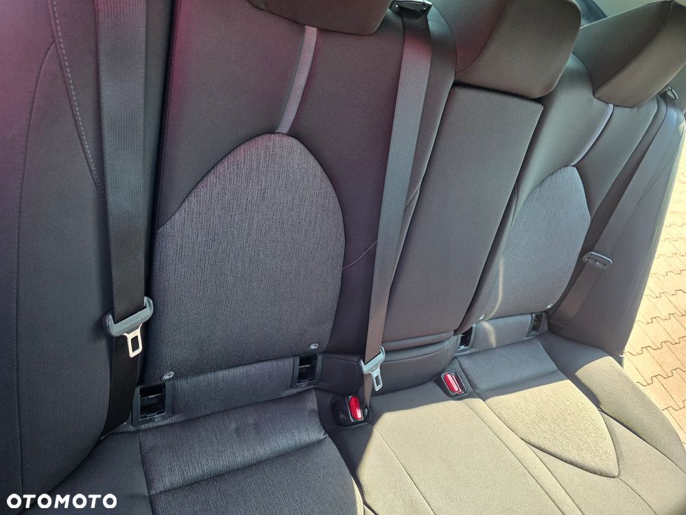 Toyota Camry 2.5 Hybrid Comfort CVT - 10