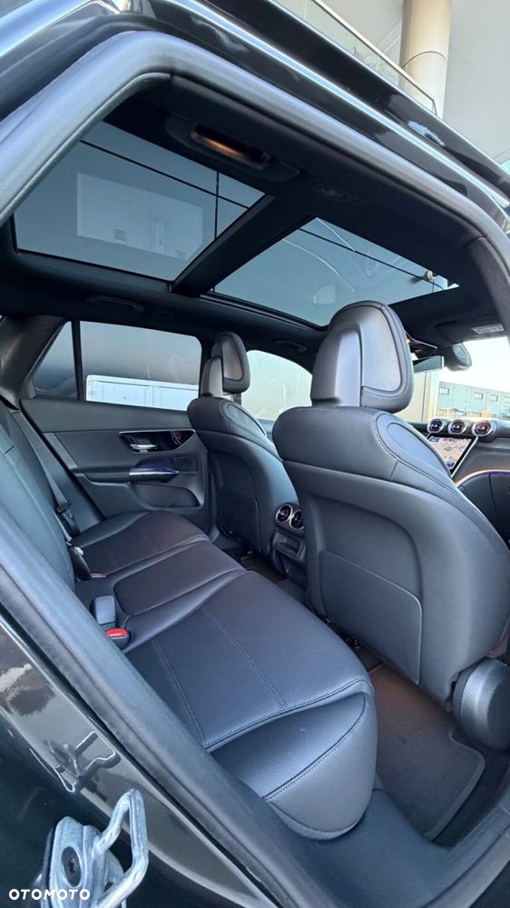 Mercedes-Benz GLC - 28