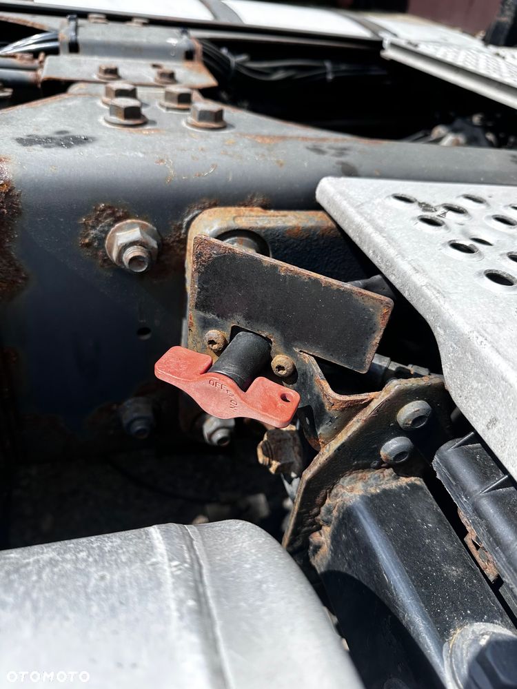 DAF XF 105 Super Space Cab - 12