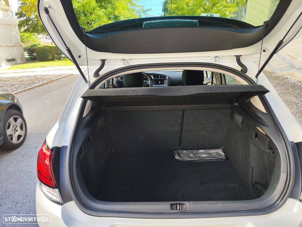 Citroën C4 1.6 BlueHDi Feel - 19
