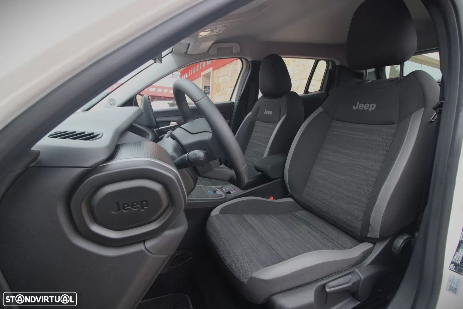 Jeep Avenger 54 kWh Longitude - 20
