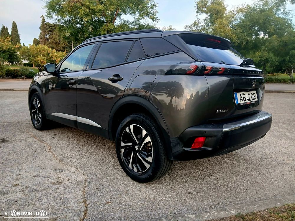 Peugeot 2008 1.2 PureTech Allure - 11