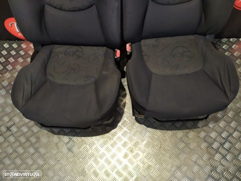 Estofos Hyundai Matrix (Fc) - 3