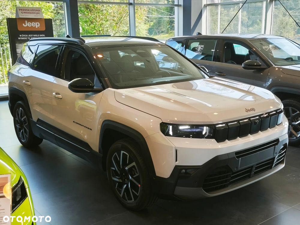 Jeep Compass 1.2 T3 mHEV Summit FWD DCT - 4
