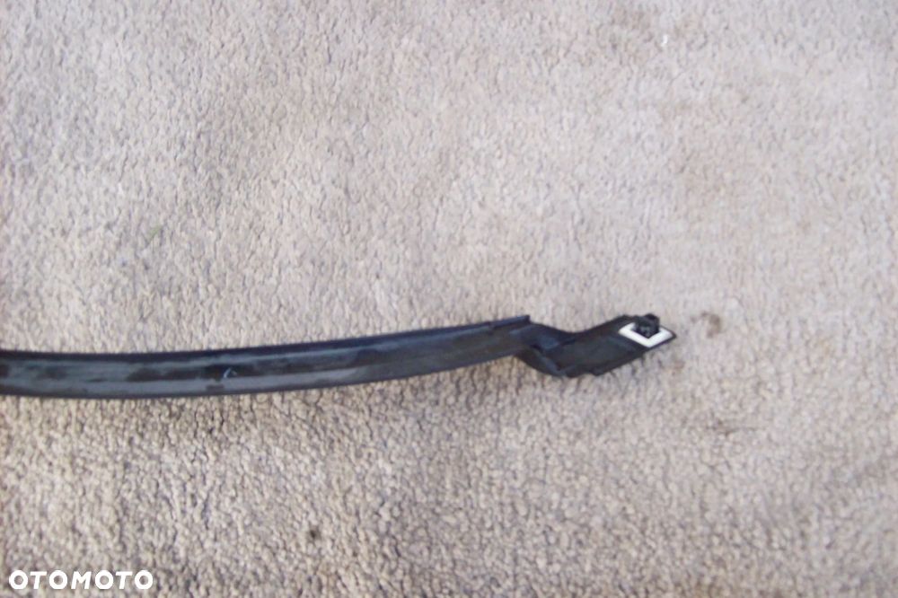 LISTWA BŁOTNIKA LEWY TYŁ HONDA CR-V V LIFT - 4