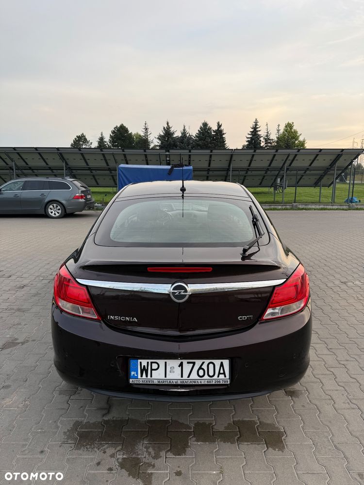 Opel Insignia 2.0 CDTI - 7