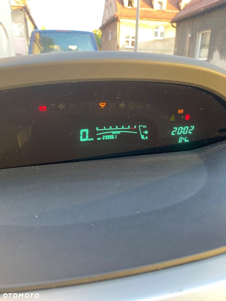 Toyota Yaris - 5