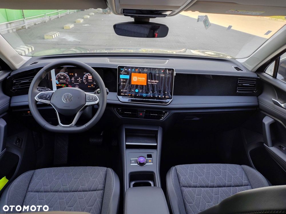 Volkswagen Tiguan - 25