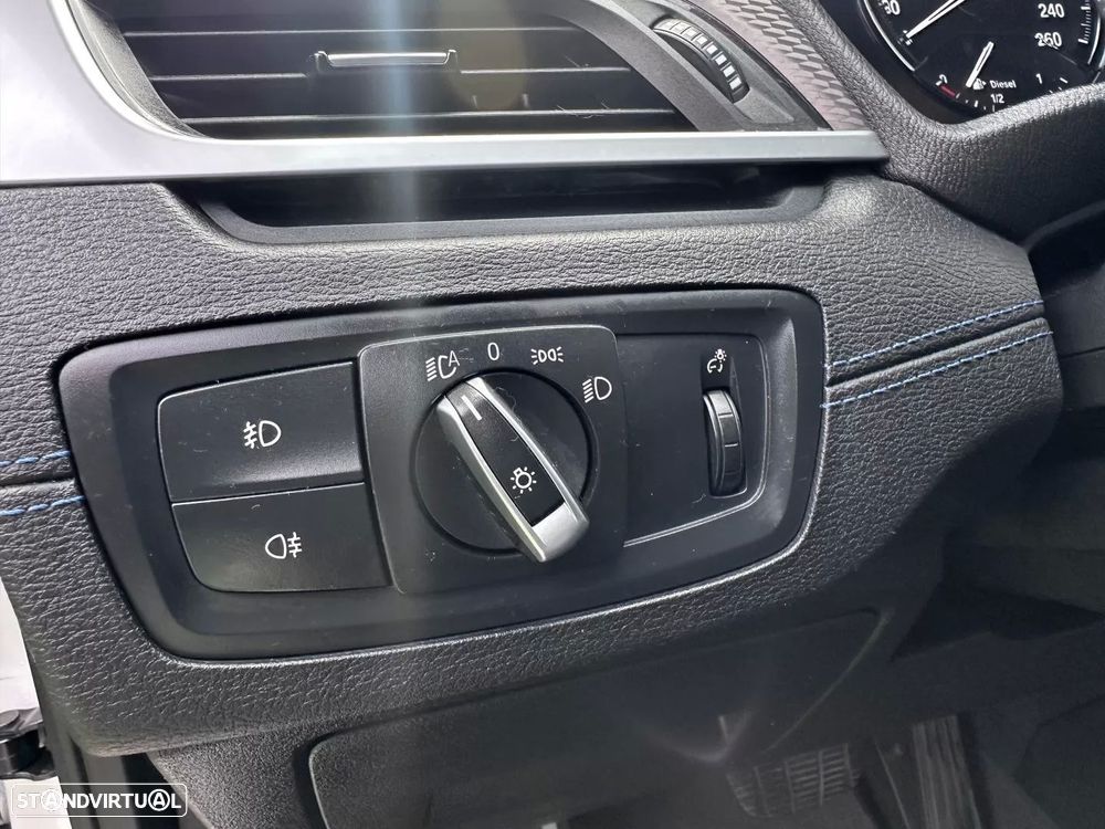 BMW X2 18 d sDrive Pack M - 31