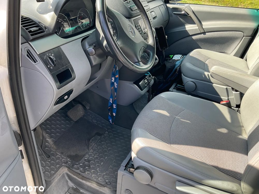Mercedes-Benz Viano 2.8 CDI Trend (d³ugi) - 24