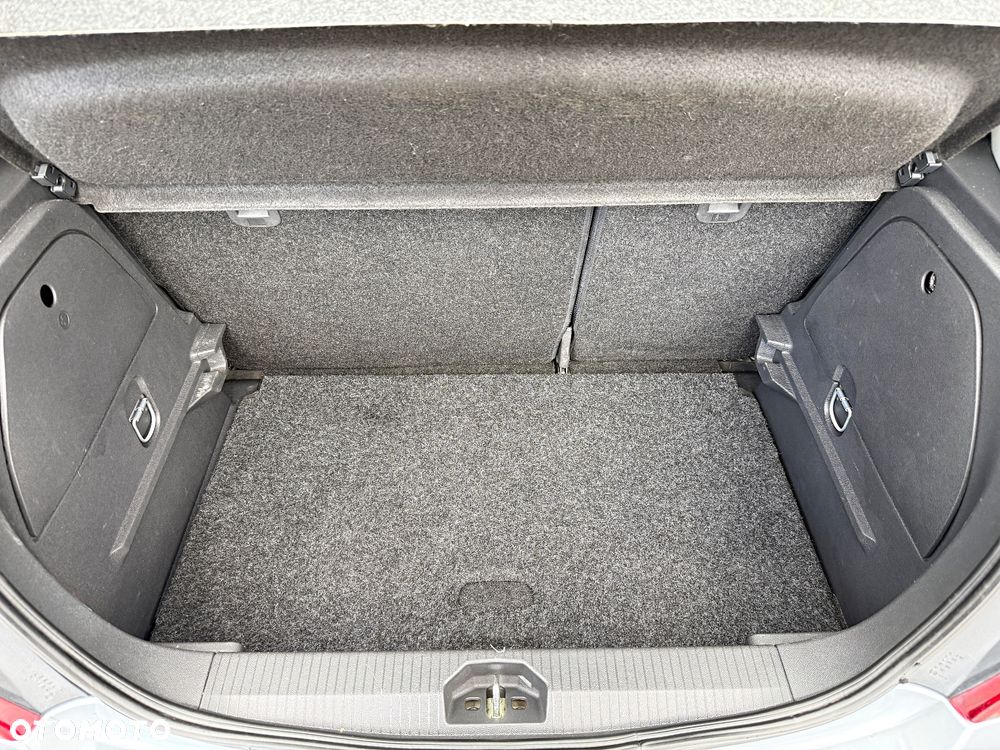 Opel Corsa 1.6 Turbo GSi - 28
