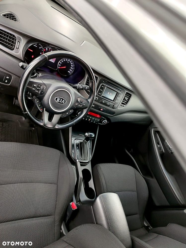 Kia Carens 1.7 CRDi M - 2