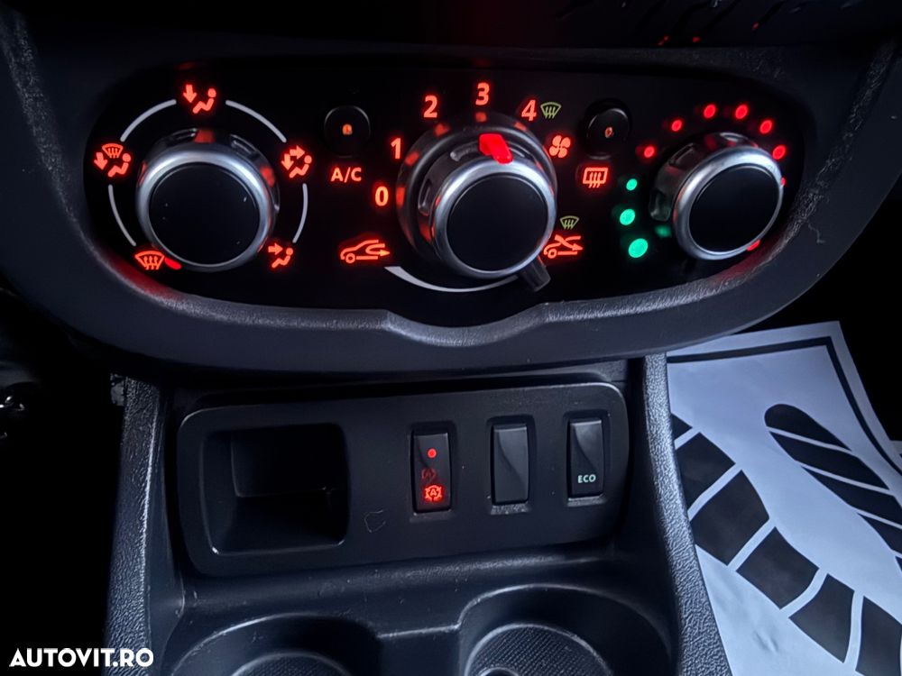 Dacia Duster SCe 115 2WD Prestige - 18