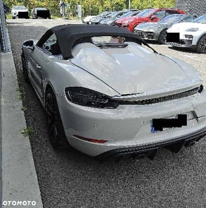 Porsche 718 Spyder - 1