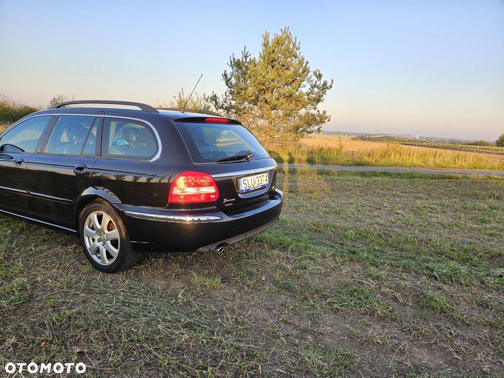 Jaguar X-Type 3.0 Executive - 26