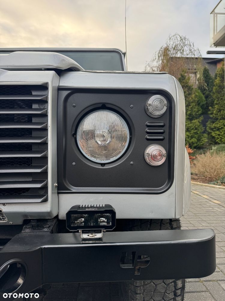 Land Rover Defender 2.5 TDI - 8