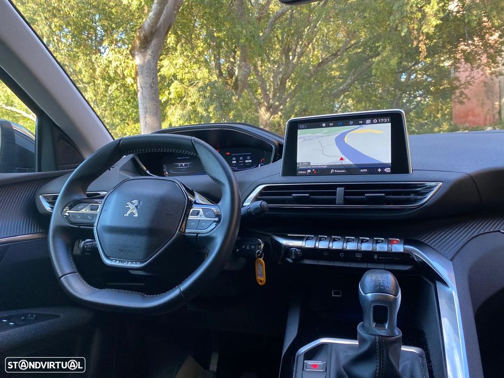 Peugeot 3008 1.5 BlueHDi Style - 17