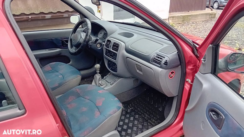 Renault Symbol Clio 1.4 Authentique - 6