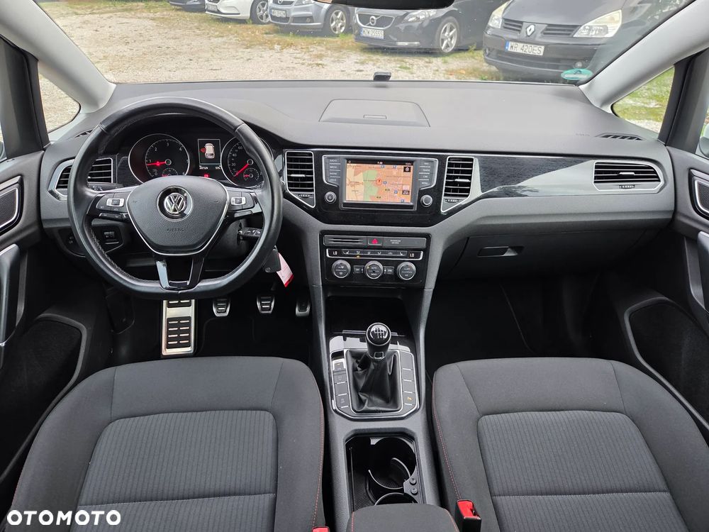 Volkswagen Golf 2.0 TDI Sound - 18
