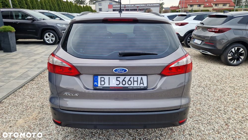 Ford Focus SW 1.6 TDCi DPF Titanium - 5