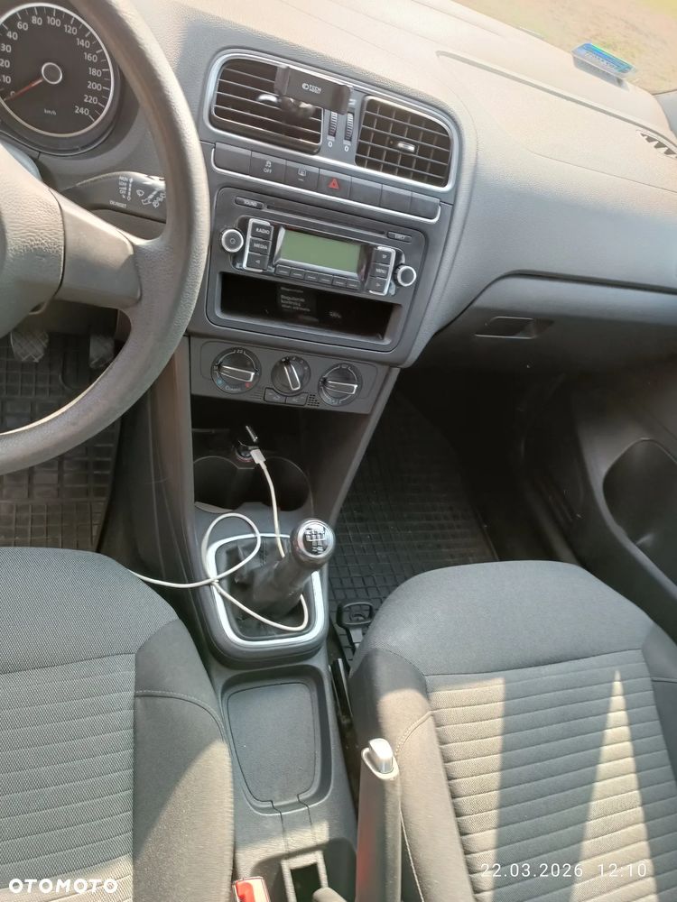 Volkswagen Polo 1.6 TDI DPF Comfortline - 13