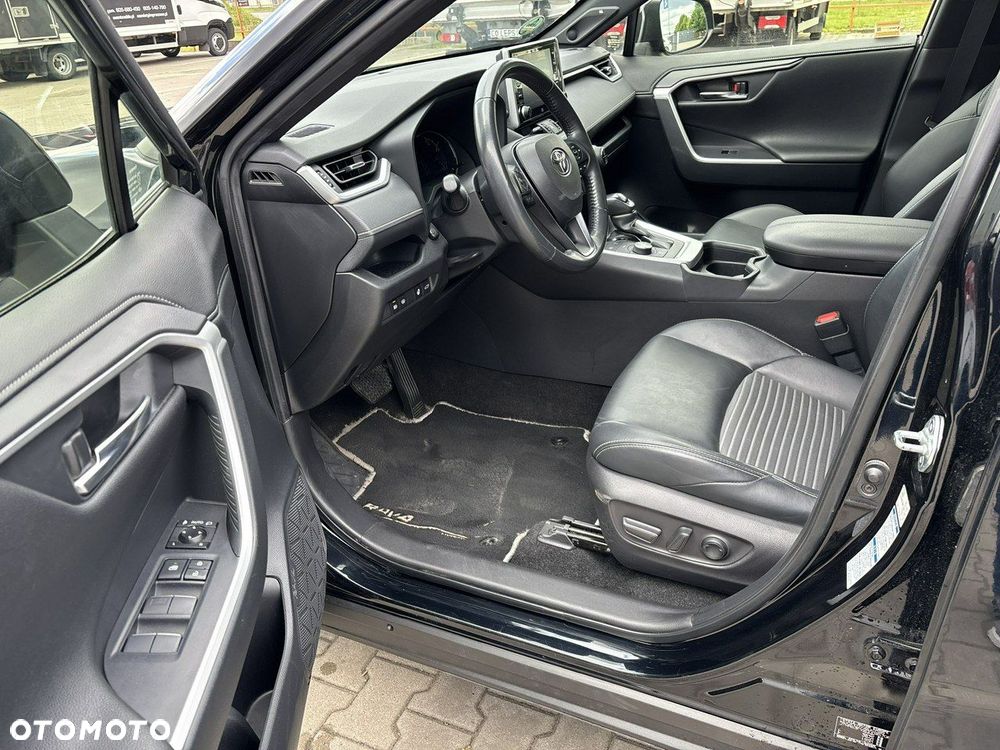 Toyota RAV4 2.5 Hybrid Black Edition by JBL 4x4 - 10