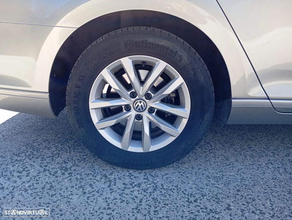 VW Passat Variant 1.6 TDI Confortline - 7
