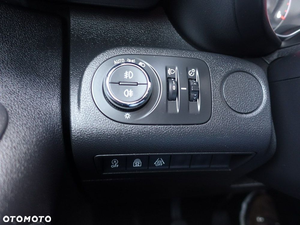 Opel Combo 1.5 D Start/Stop Selection - 23