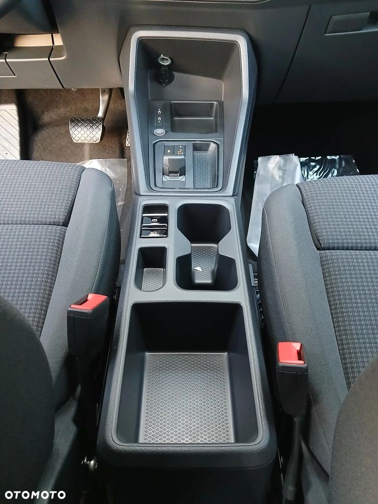 Volkswagen Caddy 1.5 TSI DSG - 12
