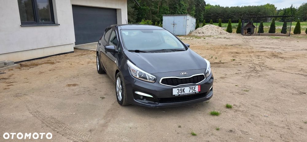 Kia Ceed 1.4 L Business Line - 29