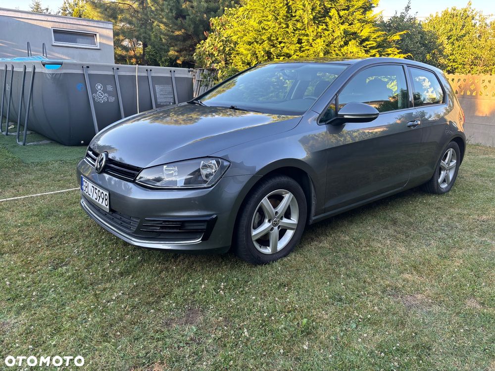 Volkswagen Golf - 2