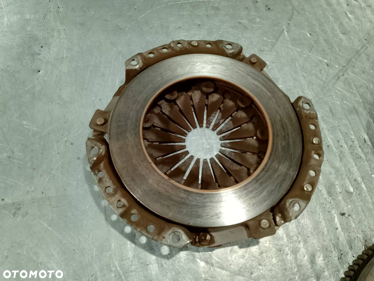 SPRZĘGŁO KOMPLETNE NISSAN PRIMERA P12 ( 03-07 ) 1.8 16V - 5