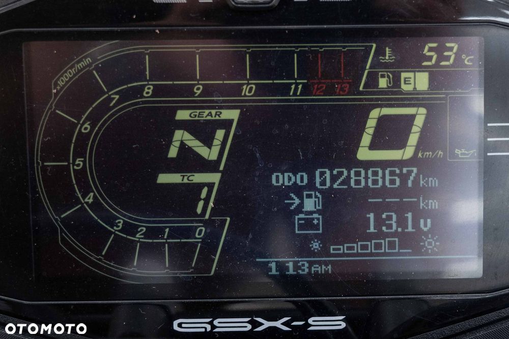Suzuki GSX - 24