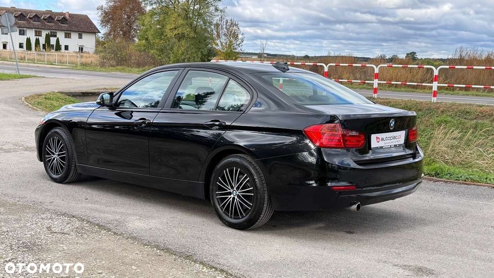 BMW Seria 3 316d DPF Edition Lifestyle - 20