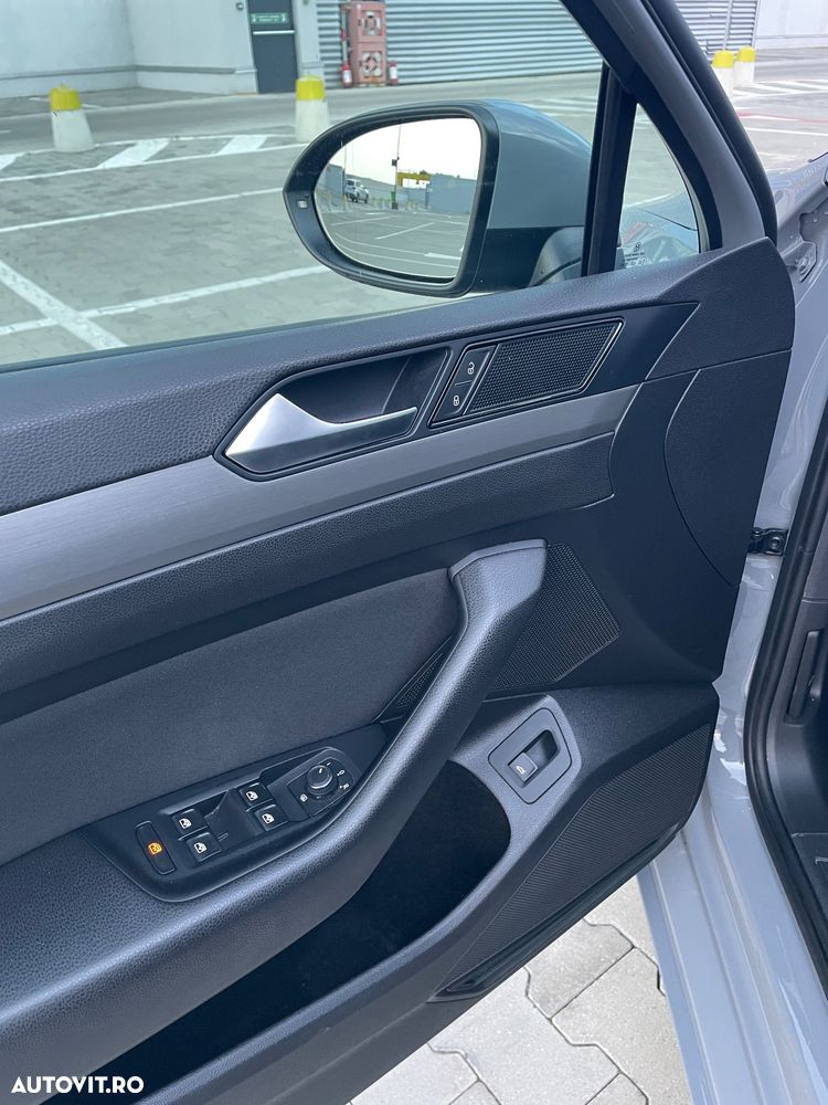 Volkswagen Passat 2.0 TDI DSG Comfortline - 8